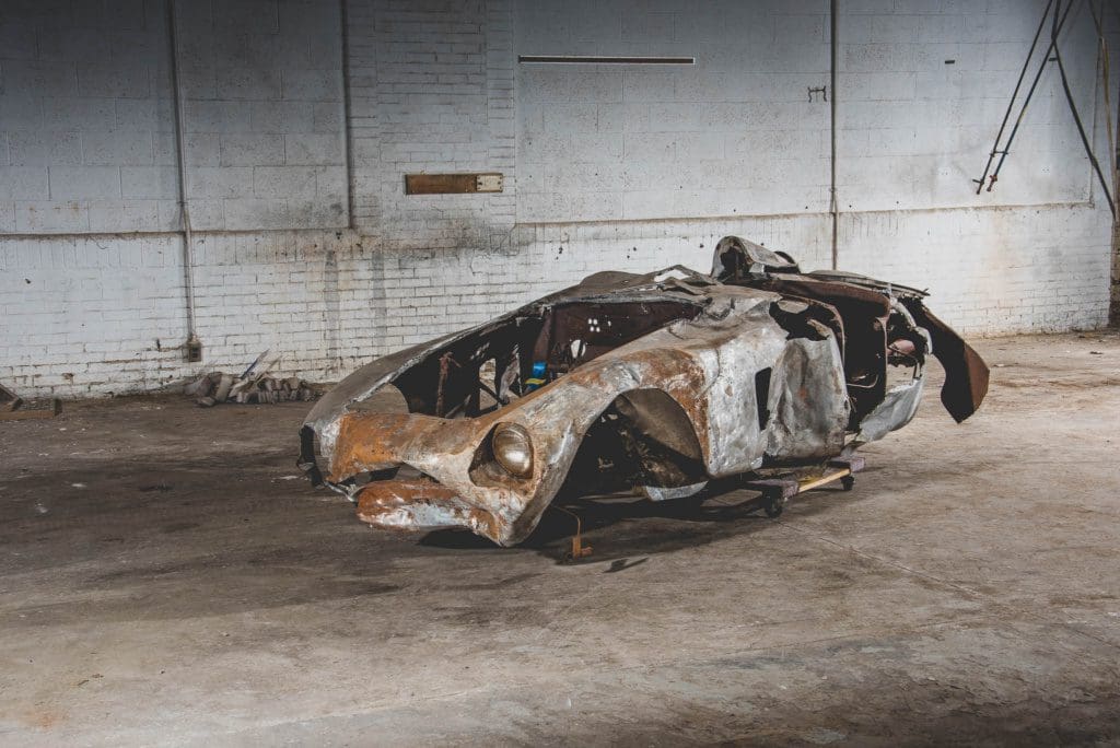 barn find, Ultieme barn find-veiling: <strong>20 vintage Ferraris</strong>
