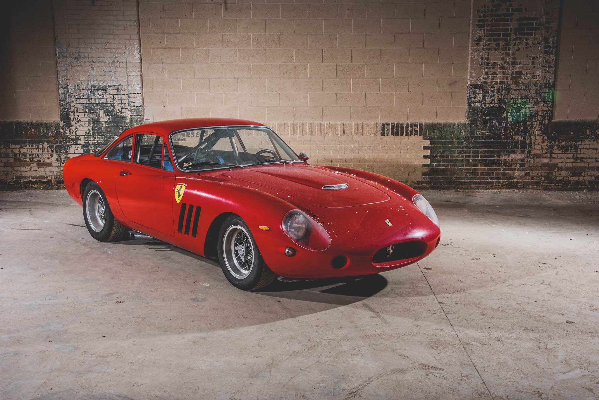 barn find, Ultieme barn find-veiling: <strong>20 vintage Ferraris</strong>