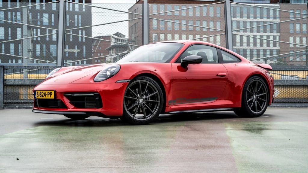 Porsche 911 Carrera T, Ouderwets gasgeven en schakelen met de <strong>Porsche 911 (992) Carrera T</strong>