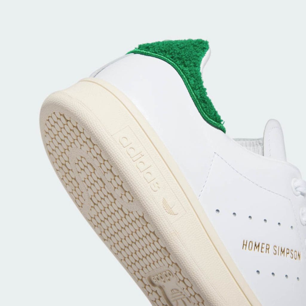 , Hier vind je de <strong>adidas Stan Smith Homer Simpson-sneakers</strong>