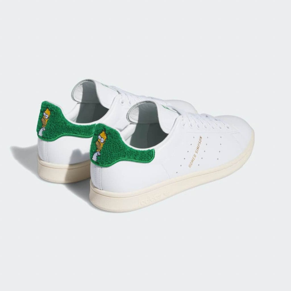 , Hier vind je de <strong>adidas Stan Smith Homer Simpson-sneakers</strong>