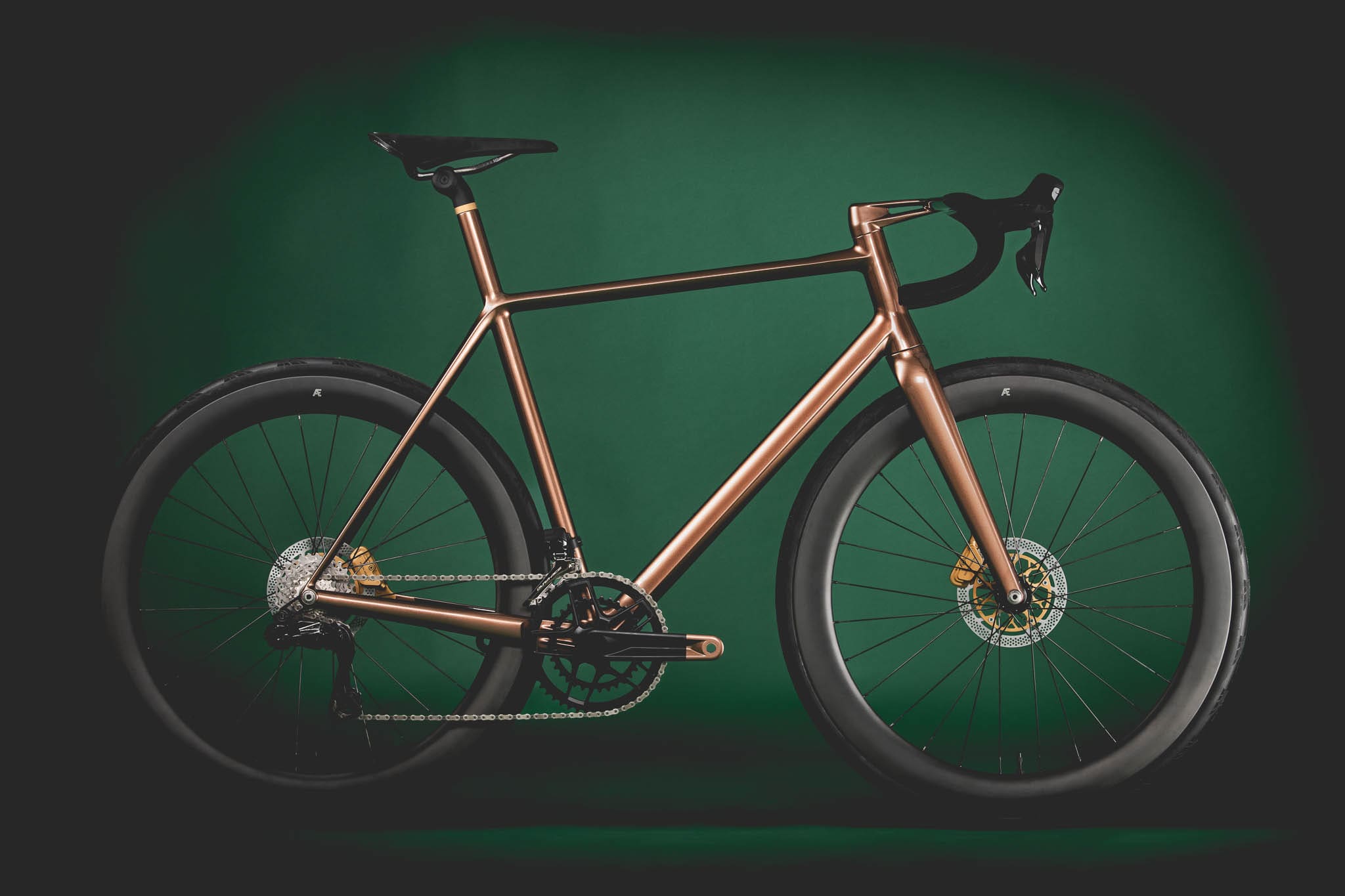 Aston Martin en J.Laverick met de meest exclusieve fiets ooit?