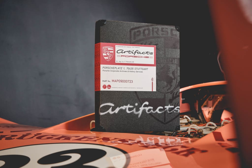 Porsche, <strong>75 jaar aan Porschekunst</strong> in visueel boek &#8216;Artifacts&#8217; verwerkt