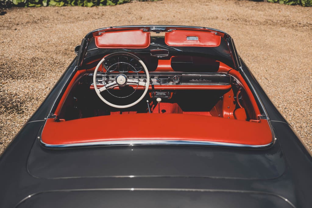 Mercedes-Benz 300 SL Roadster, For sale: <strong>Mercedes-Benz 300 SL Roadster uit &#8217;57</strong>