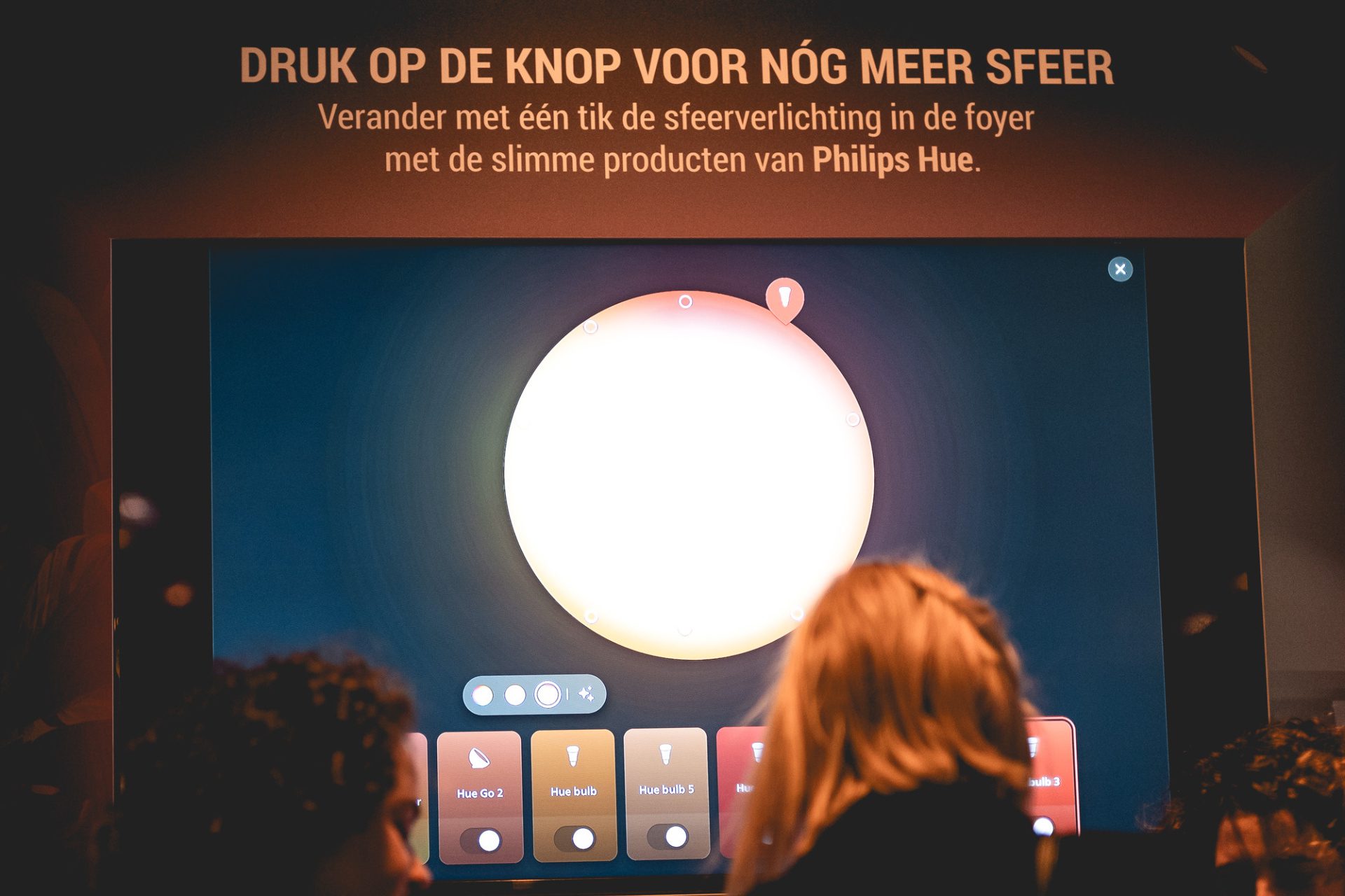 , Slim sfeerbeheer met <strong>Philips Hue</strong>