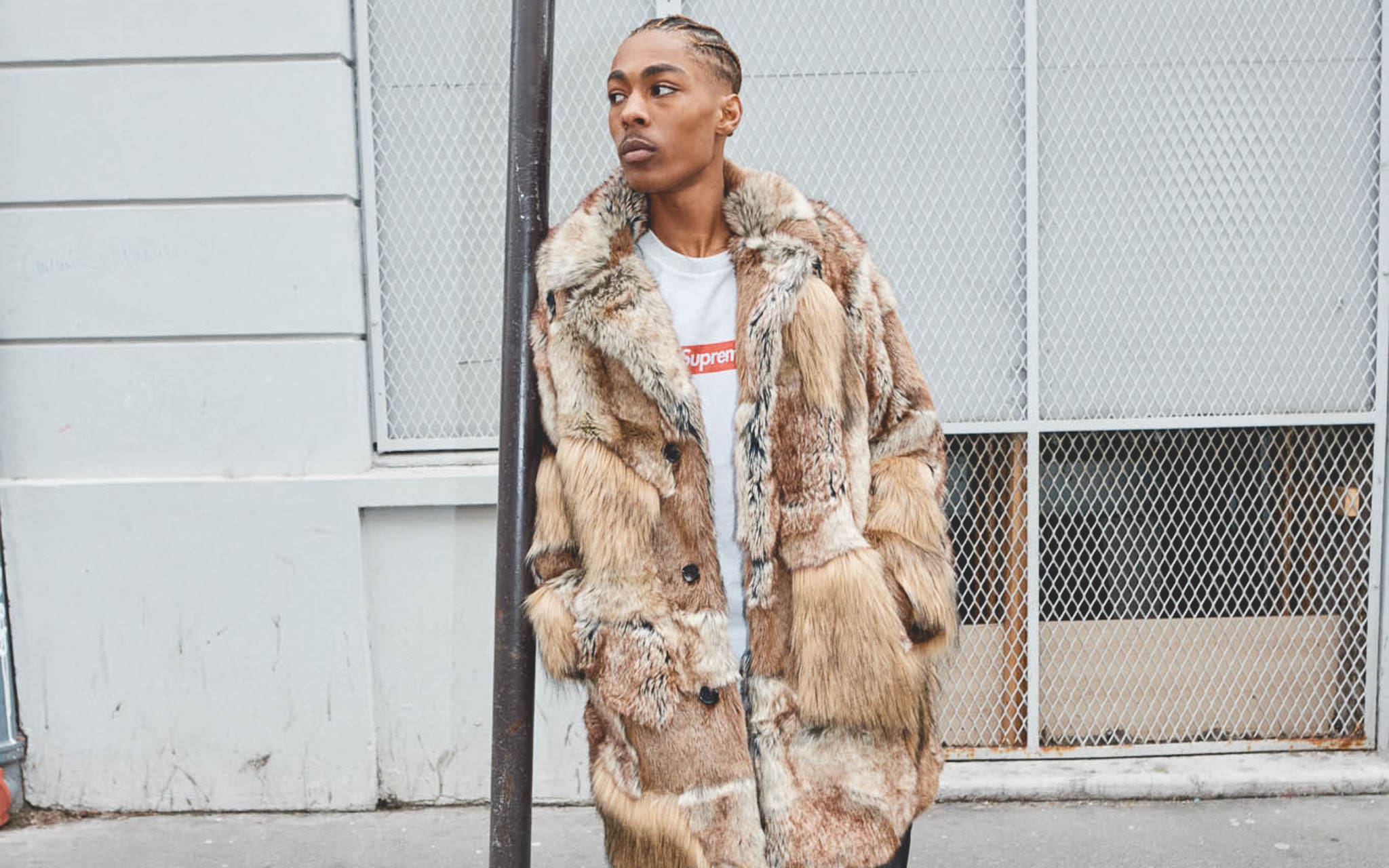 Supreme-items door MM6 Maison Margiela omgevtoverd tot avant-gardistische fashion