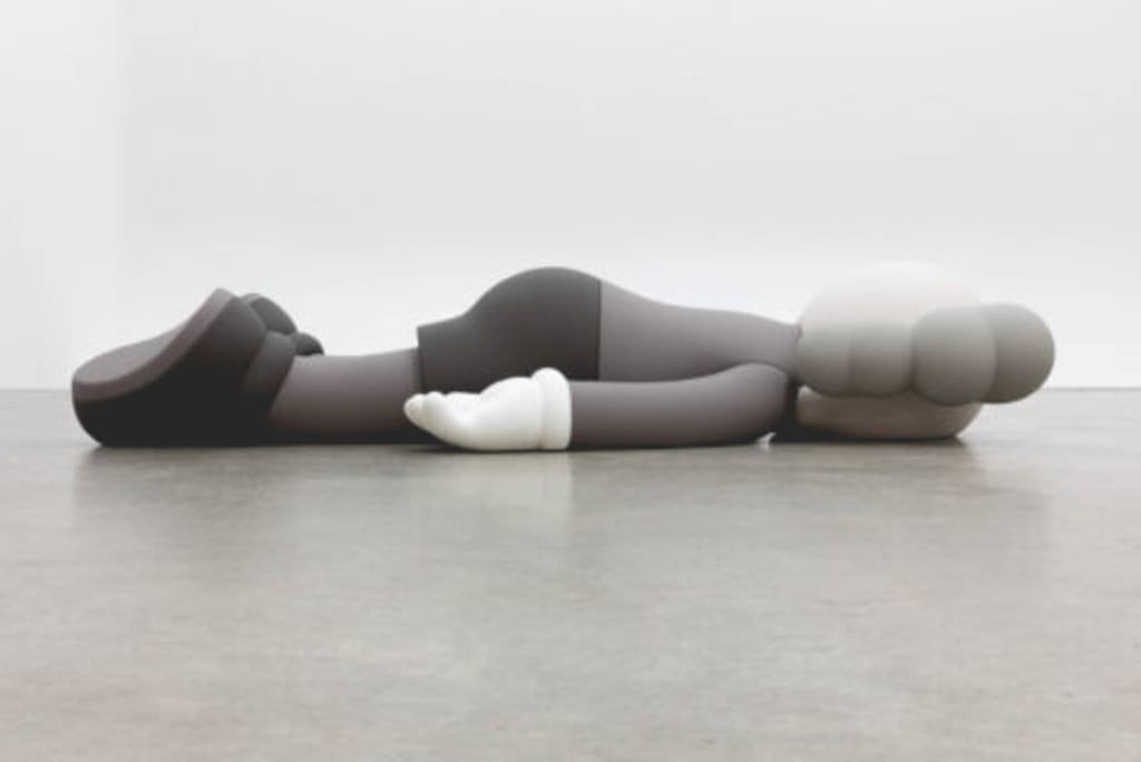 Warhol + KAWS-tentoonstelling belooft een sinistere esthetiek