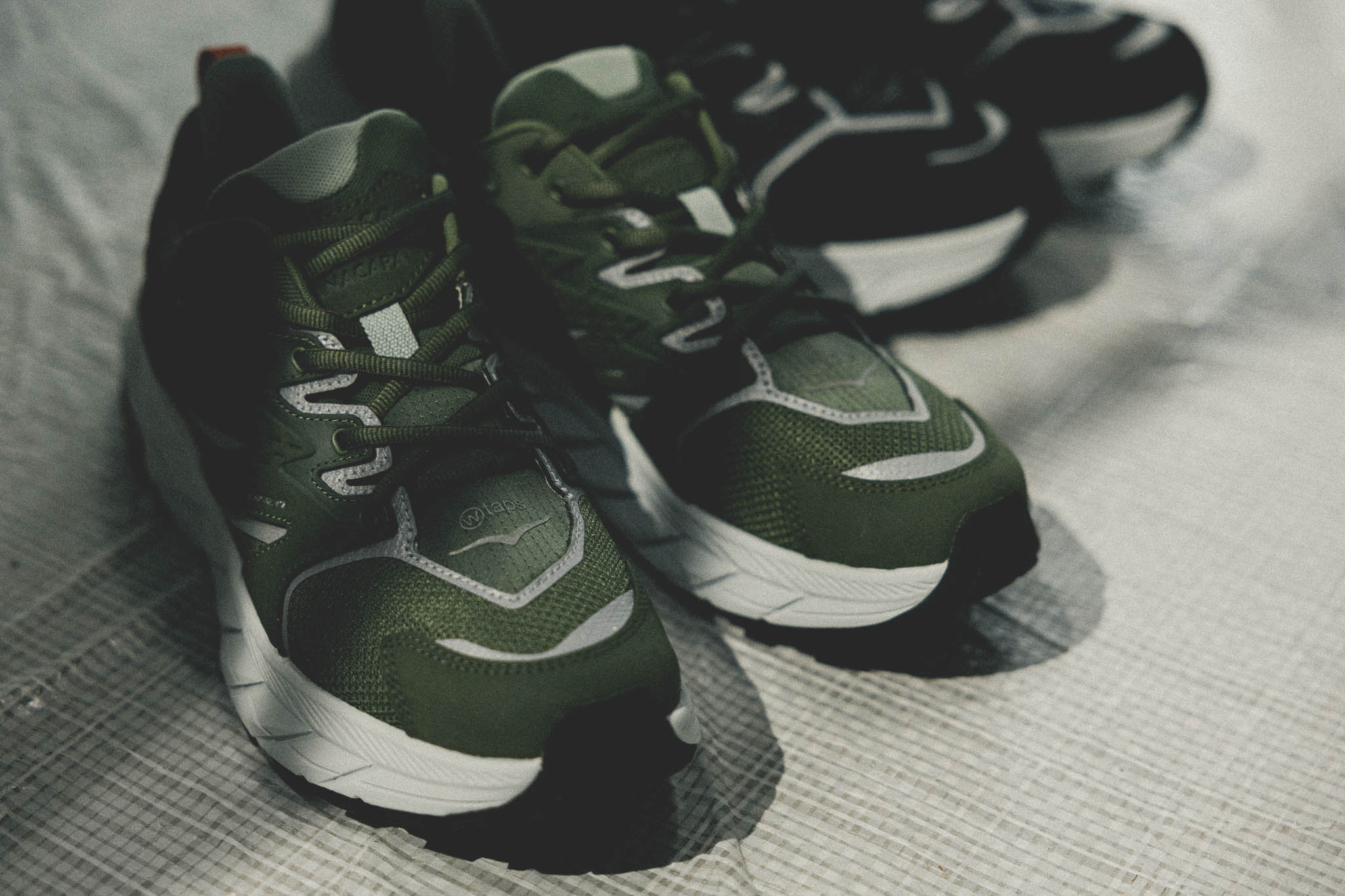 WTAPS pimpt iconische HOKA-modellen