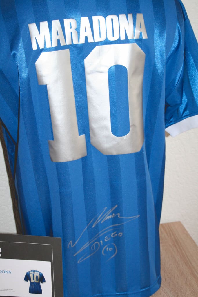 voetbalshirts, <strong>Goudmijn-alert:</strong> investeren in vintage voetbalshirts