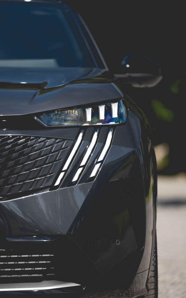 Peugeot E-5008, Scandinavische roadtrip met de esthetische <strong>zevenklapper van Peugeot</strong>