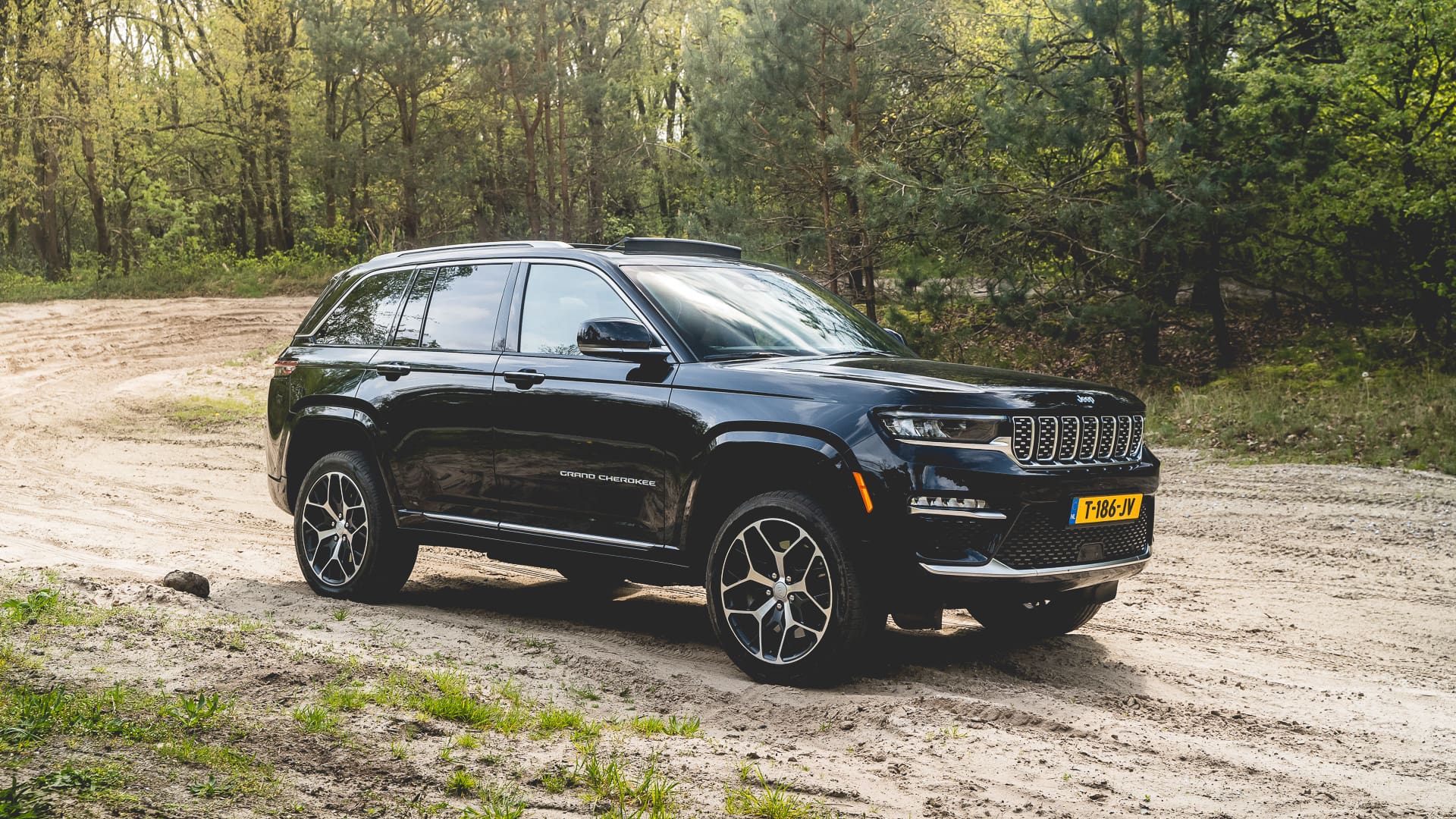 Jeep Grand Cherokee, <strong>Meet The Grand:</strong> Jeeps klassementsrijder