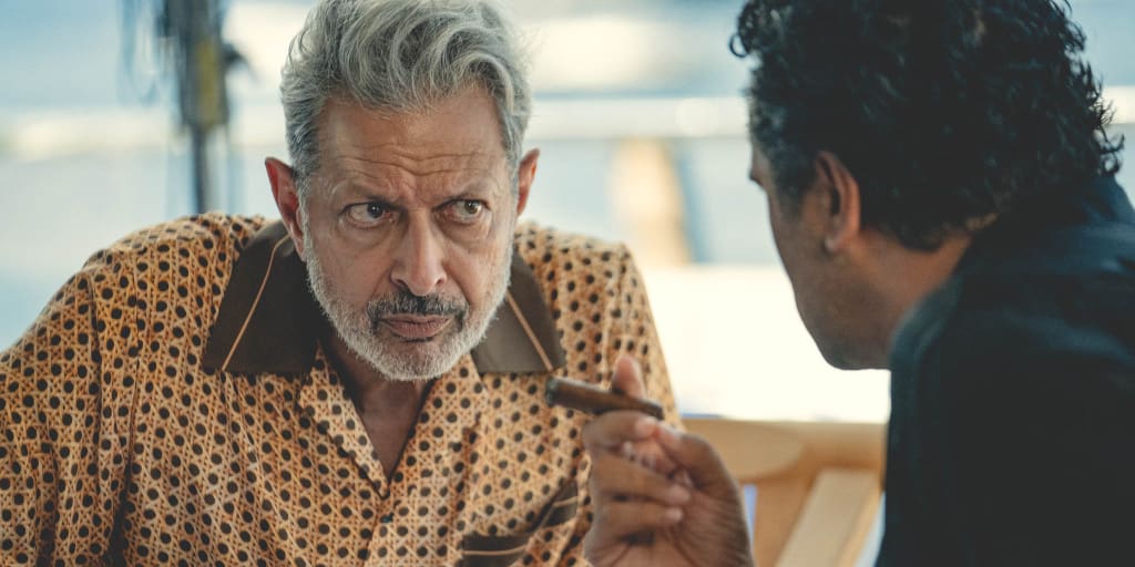 In beeld: Jeff Goldblum als moderne Griekse God