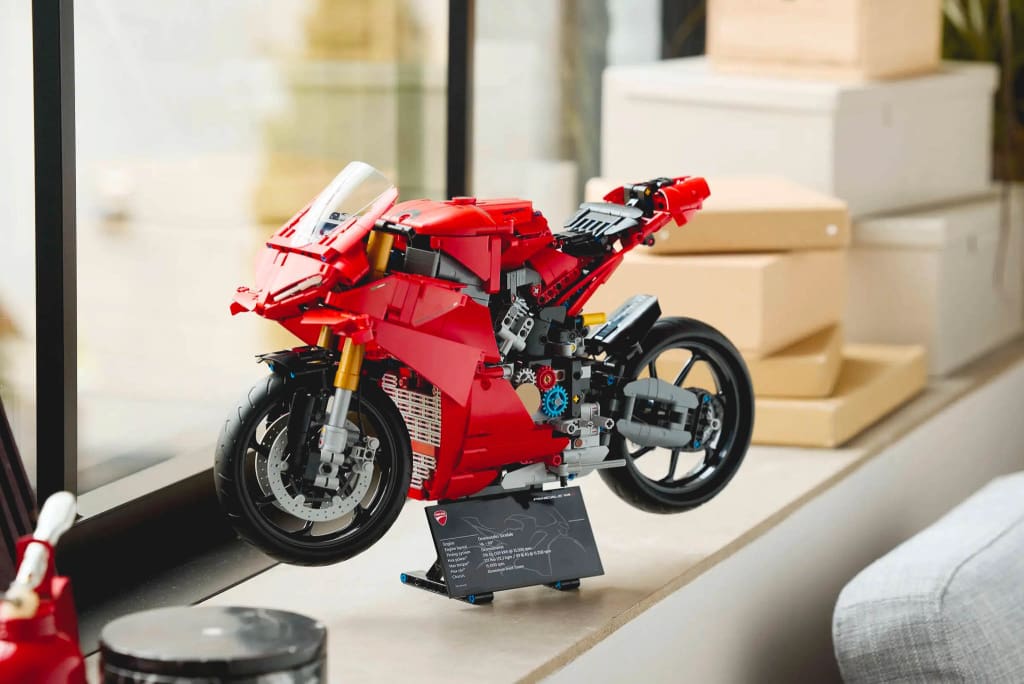 Deense steentjes, Italiaanse kracht: de LEGO Ducati Panigale V4 S is hier