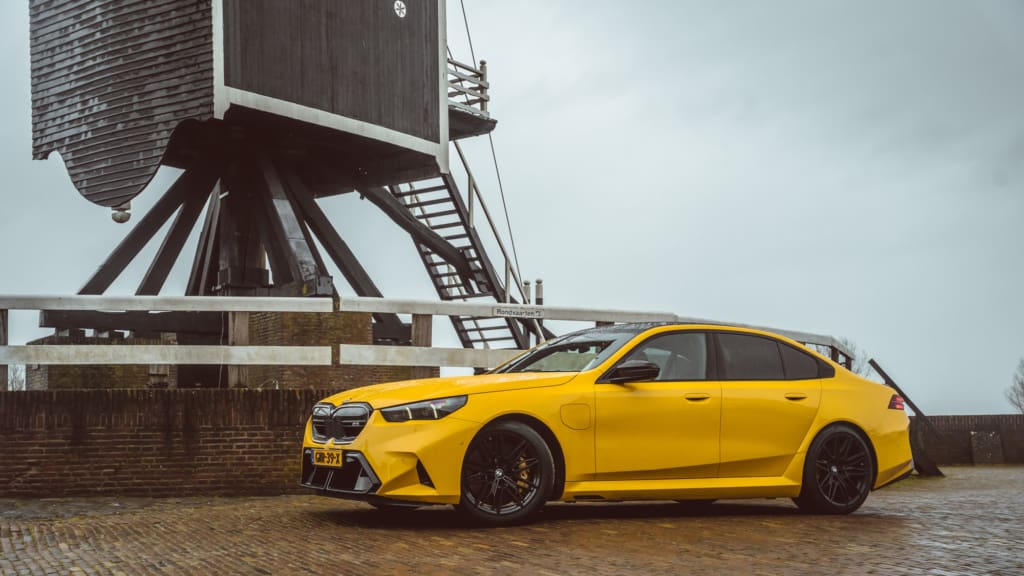 BMW M5, Lekker leven in een <strong>bloedsnelle, gele lifestylemachine</strong>