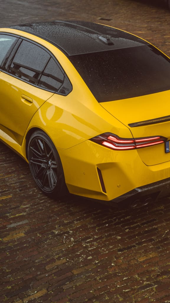BMW M5, Lekker leven in een <strong>bloedsnelle, gele lifestylemachine</strong>