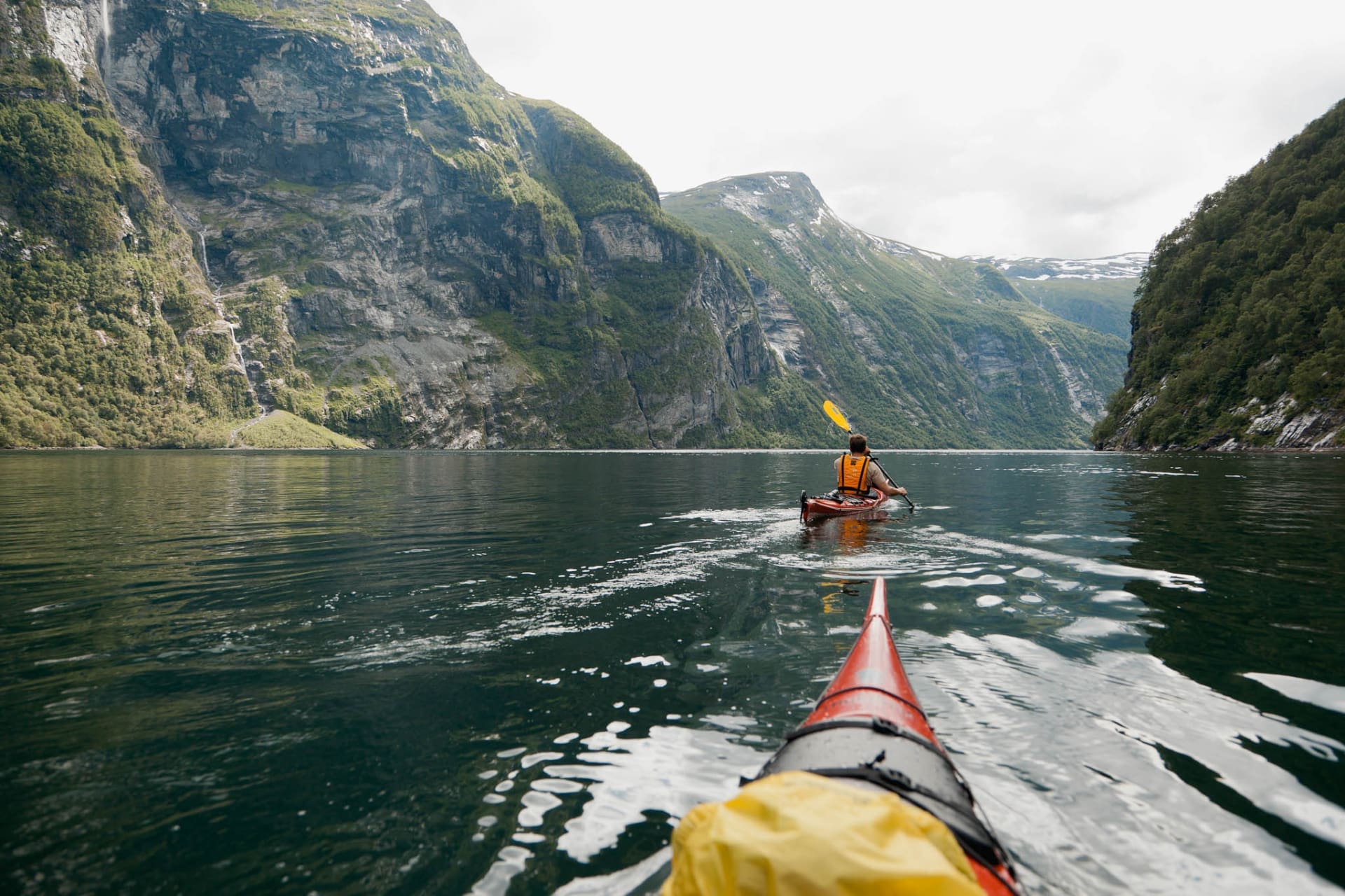 , <strong>Kliffen, fjorden en lavavelden:</strong> de ruigste roadtrips van Noordwest-Europa