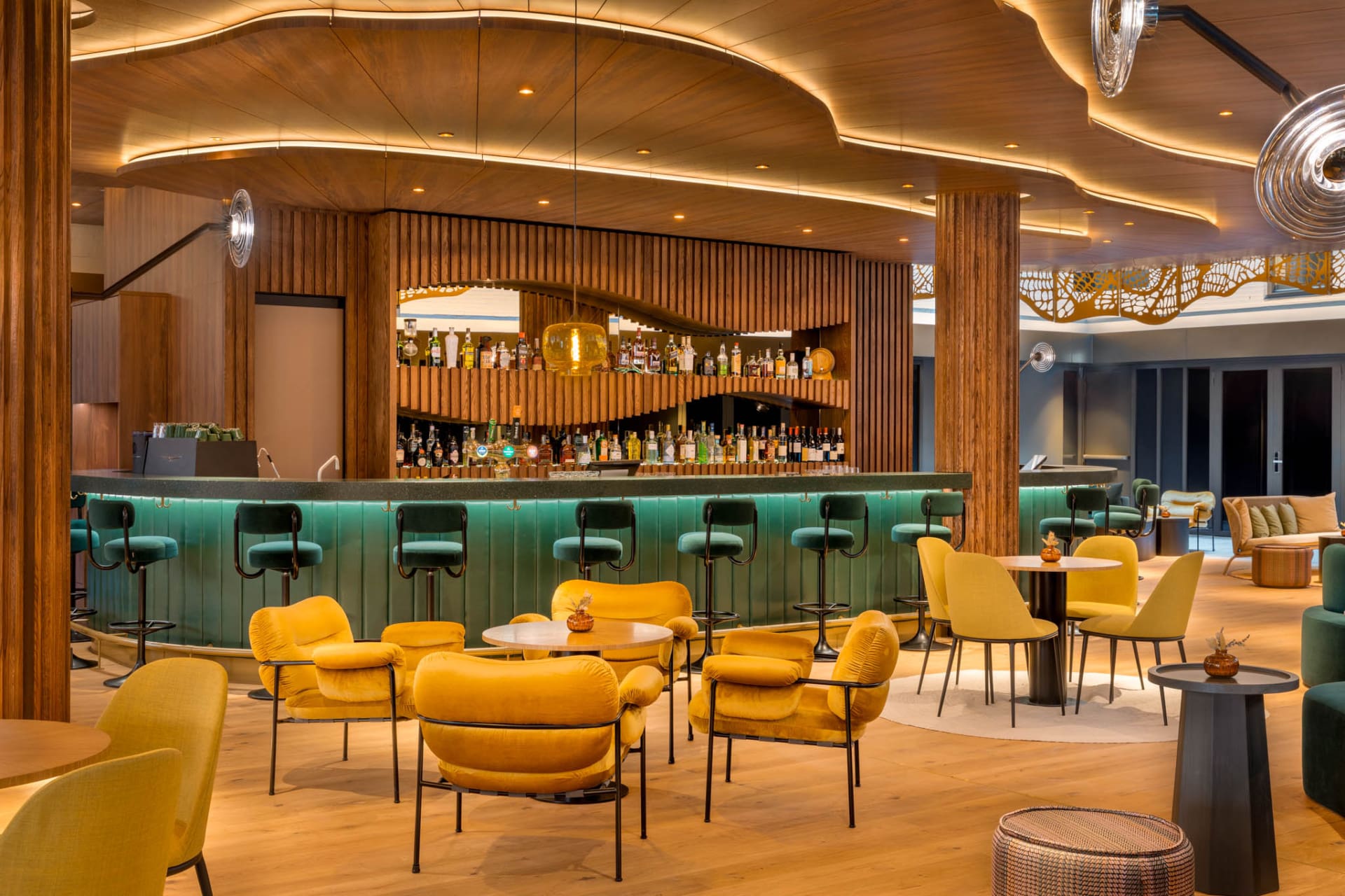 Specht Bar & Loung