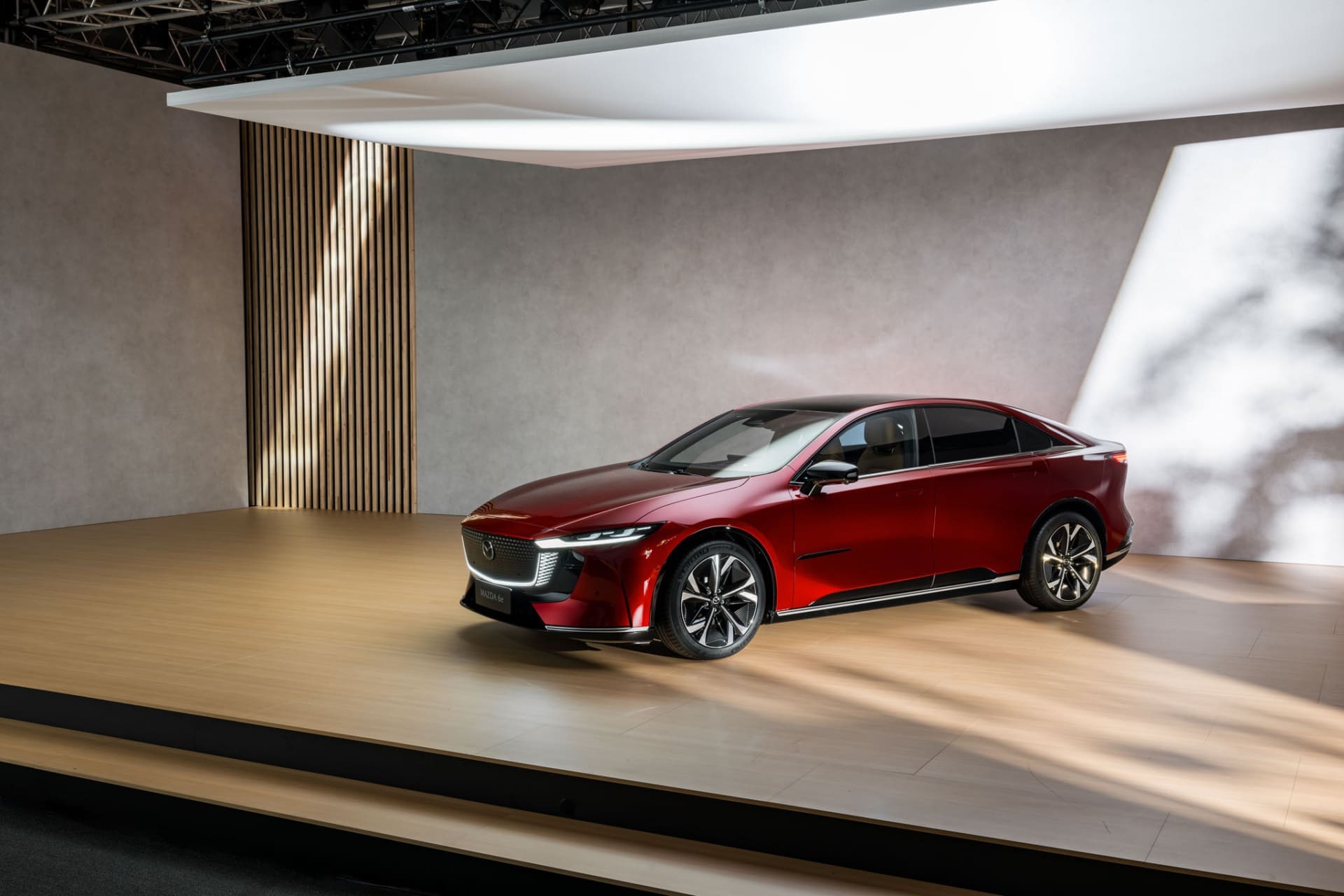 , <strong>Mazda6e:</strong> een Japans kunststuk in de zakenautowereld