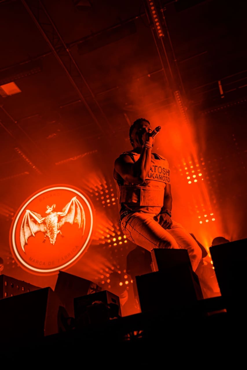 , <strong>Frenna & Kybba</strong> verrassen publiek met ZAAZAA op BACARDI Stage tijdens 7Fest