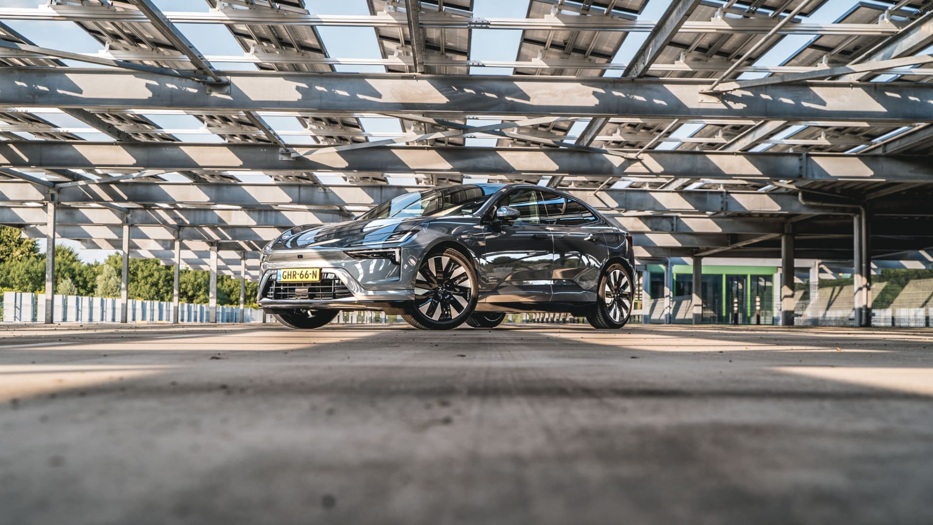 Polestar 4, (Achteruit)rijden zonder achterruit in de <strong>Polestar 4</strong>
