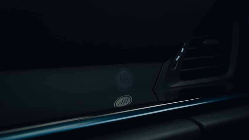 Porsche 911 992.2 Carrera T, <strong> Porsche 992.2 Carrera T</strong>: pure rijbeleving onder de open hemel