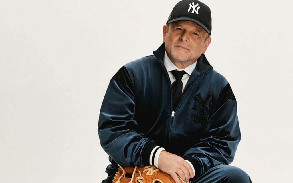 Kith strikt Jason Alexander als fashion-catcher Kith strikt Jason Alexander als fashion-catcher