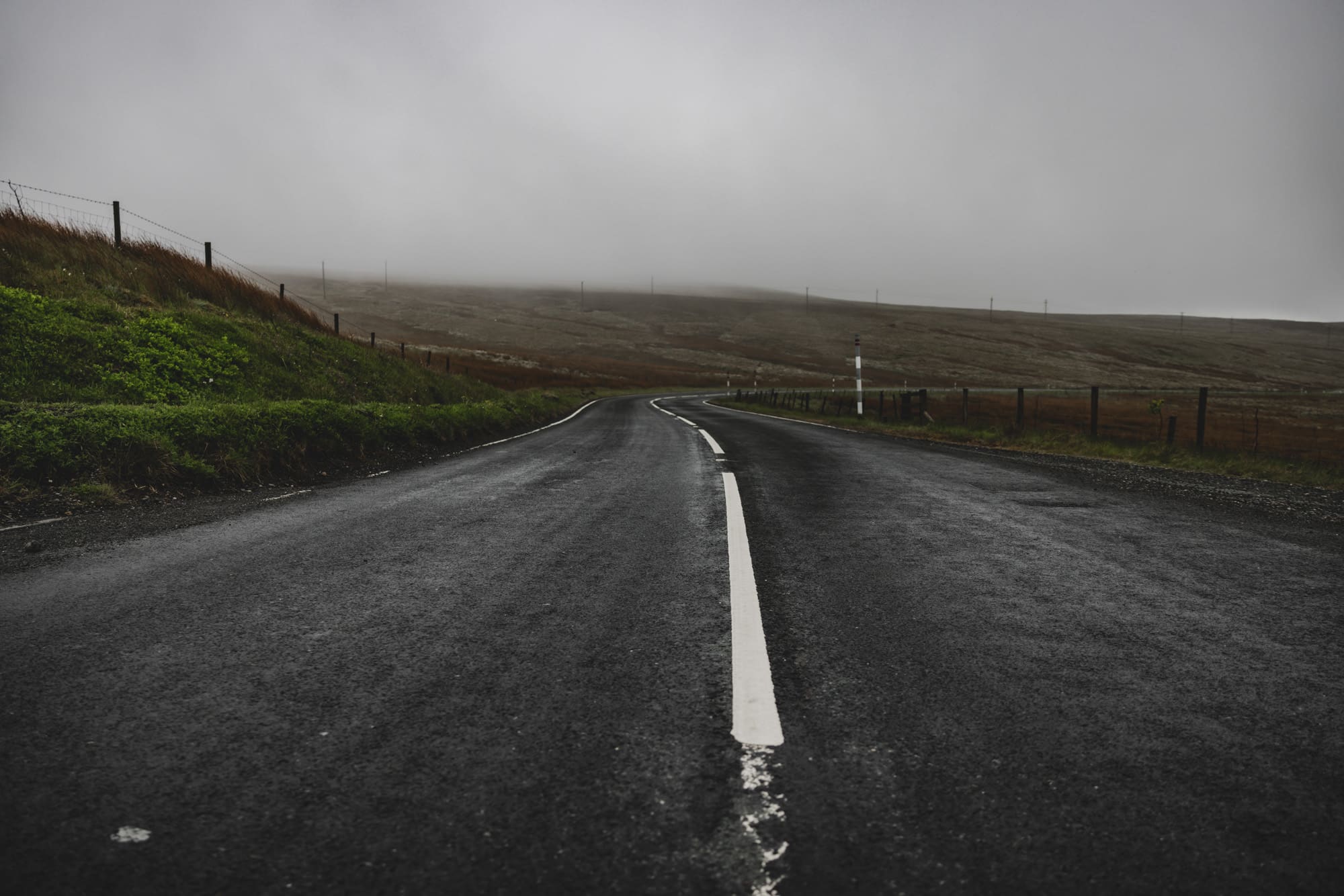 , <strong>Motortrip naar Lake District in Engeland:</strong> bochten, bergen en links rijden