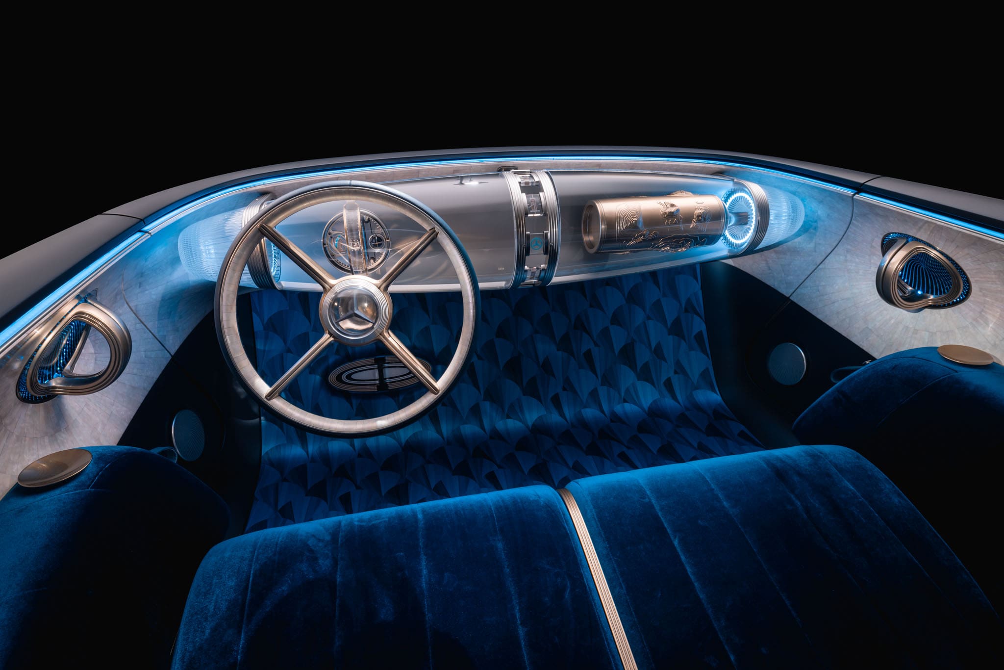 , Elektrisch tijdreizen met de <strong>Mercedes-Benz Vision Iconic</strong>