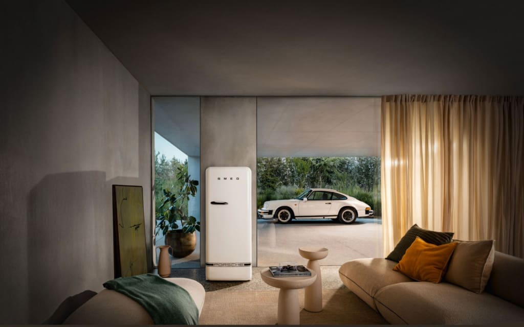 Porsche neemt een kijkje in de Smeg-keuken Porsche neemt een kijkje in de Smeg-keuken