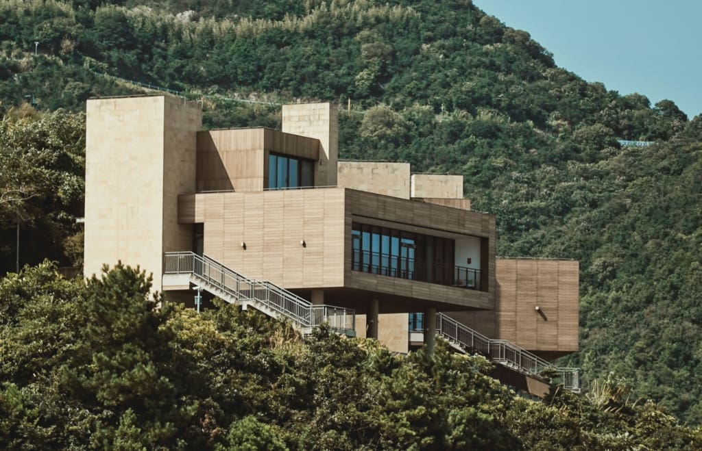 Van filmvilla naar fundering Van filmvilla naar fundering