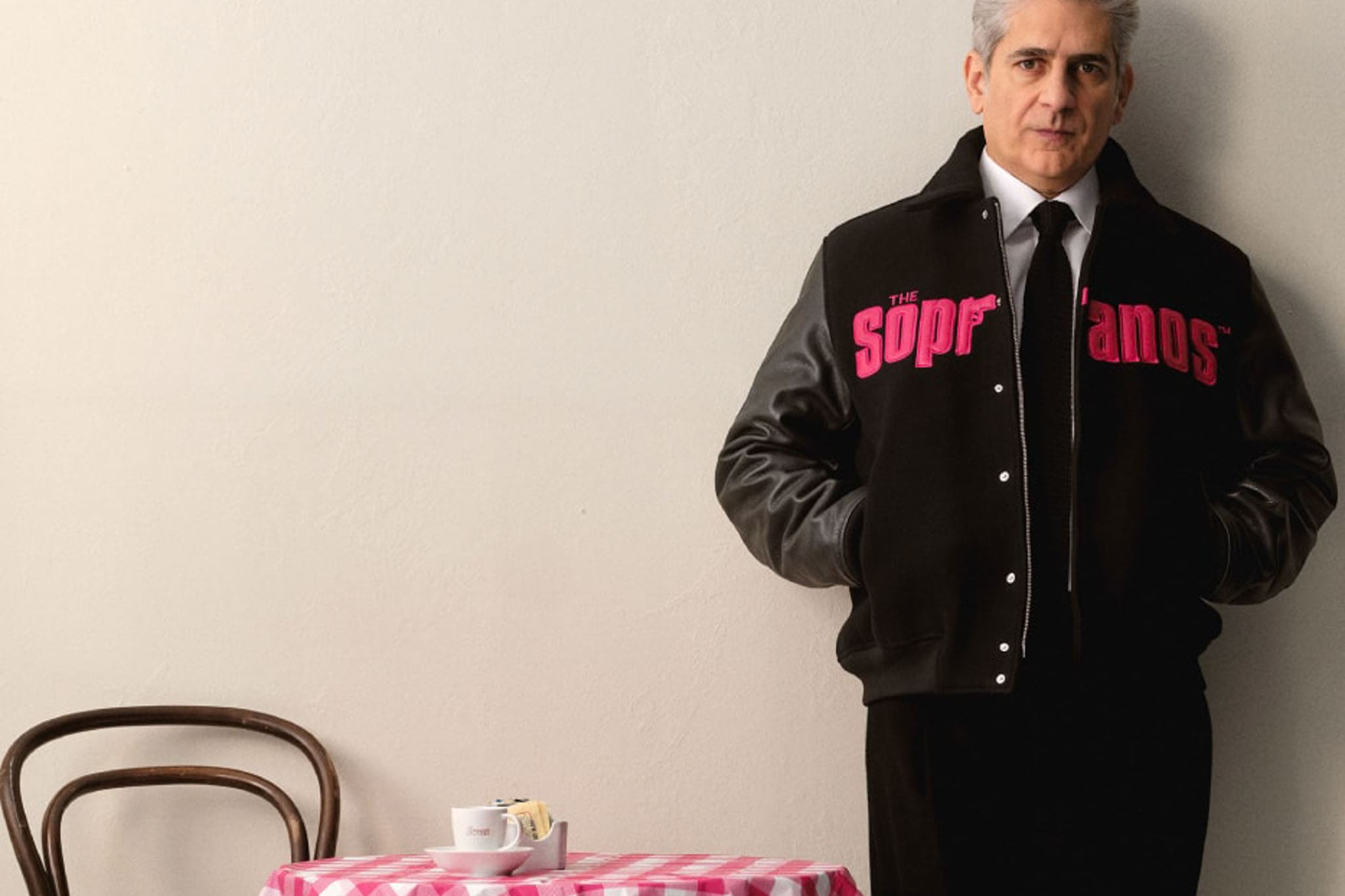 Kith dropt The Sopranos-capsule met Michael Imperioli