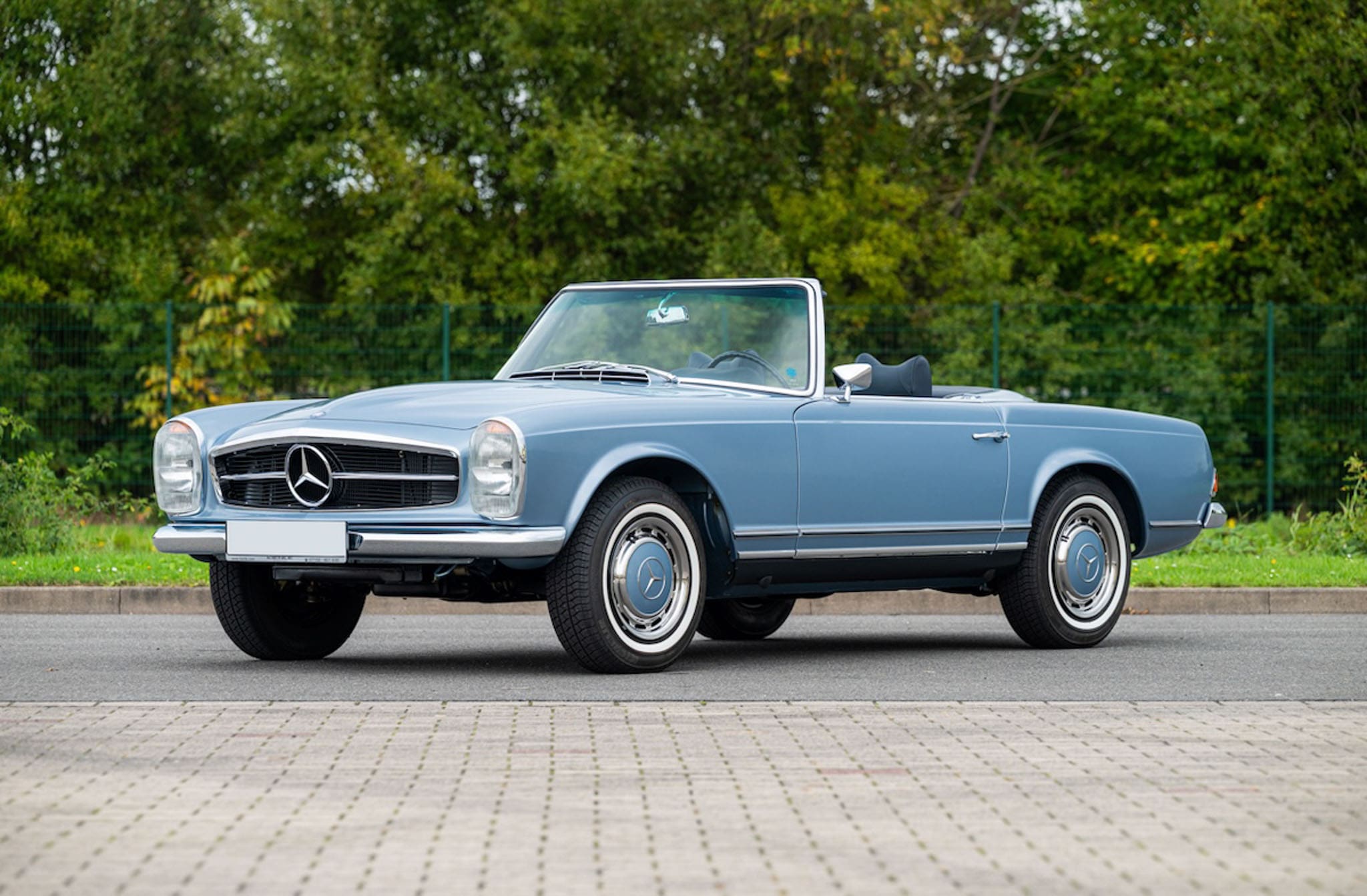 The Silver Star Collection, <strong>RM Sotheby’s</strong> opent 2026 met Mercedes-droom in het Louvre
