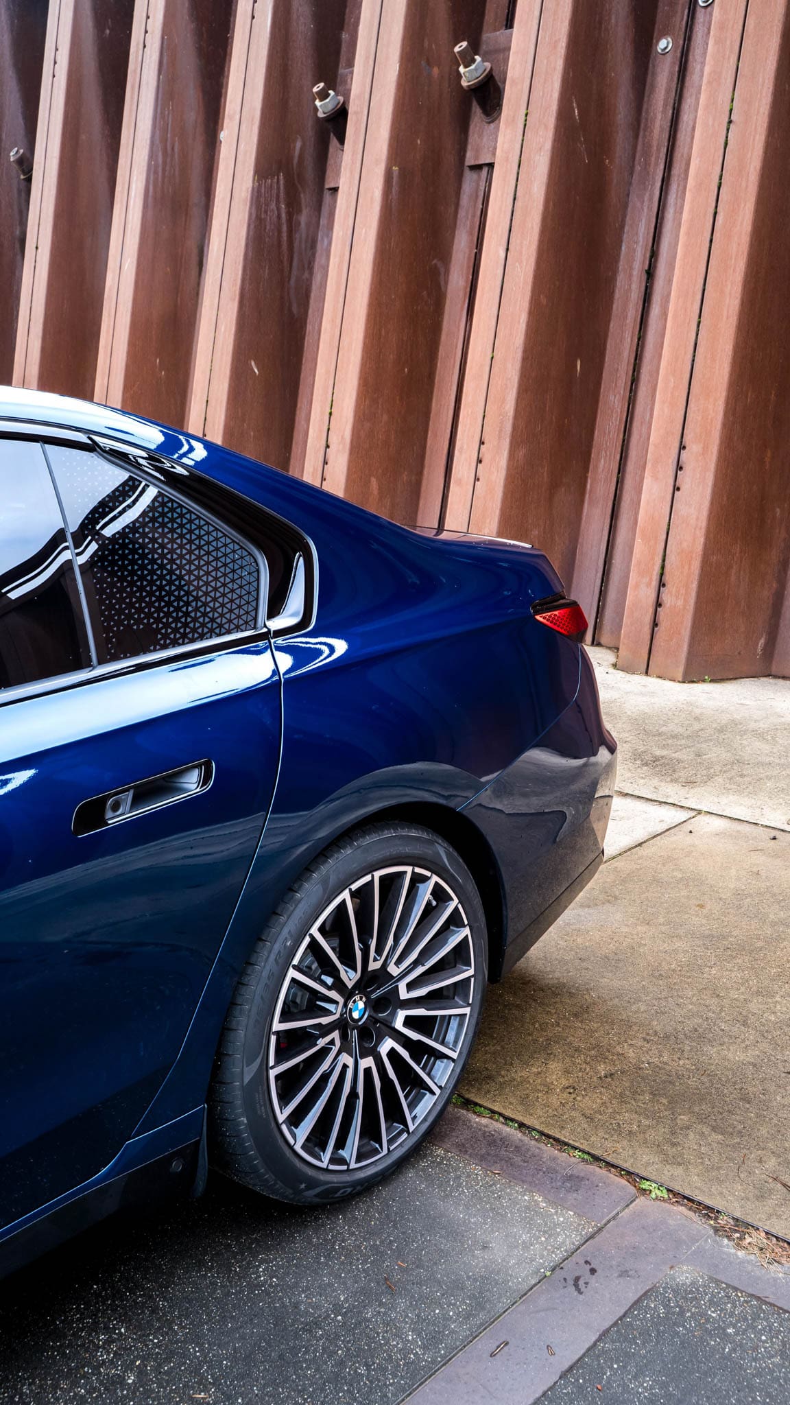 , <strong>Luxepaardjes opgelet:</strong> de BMW M760e xDrive is er voor jou