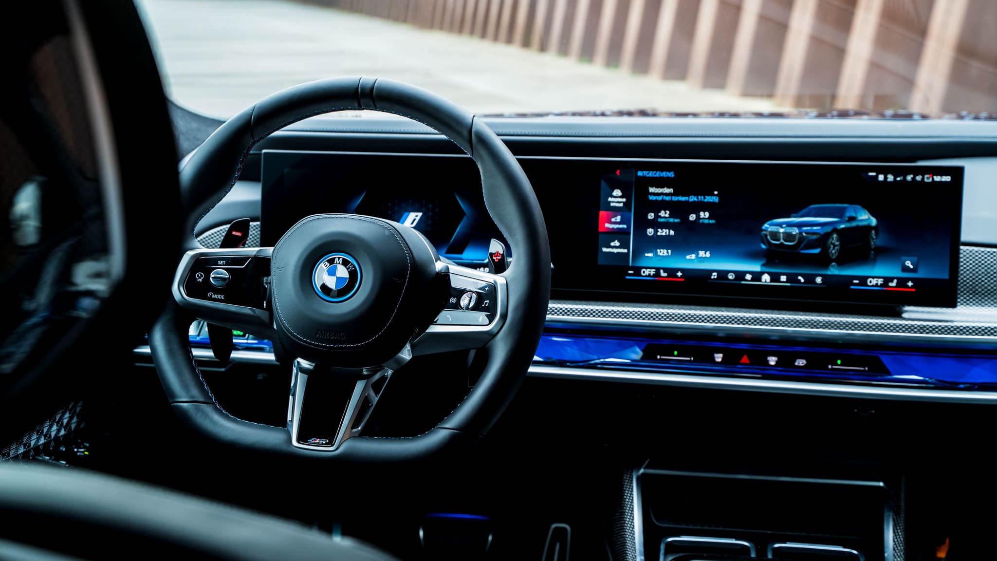 , <strong>Luxepaardjes opgelet:</strong> de BMW M760e xDrive is er voor jou