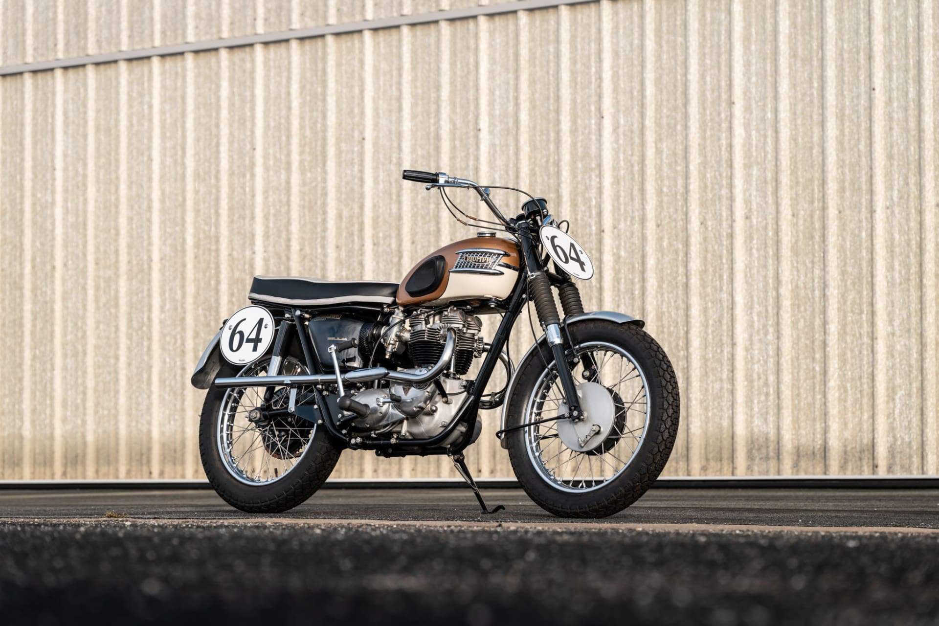 Triumph Bonneville TT Special