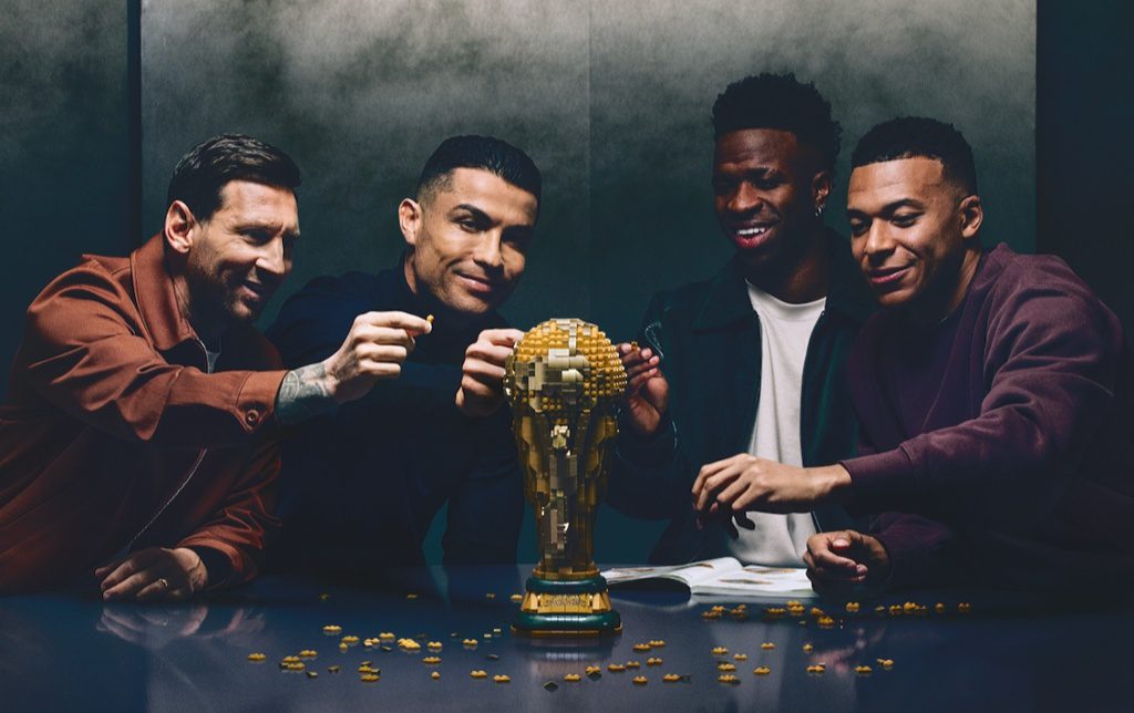 LEGO haalt de GOATs naar je woonkamer: Ronaldo, Messi en Mbappe krijgen eigen sets