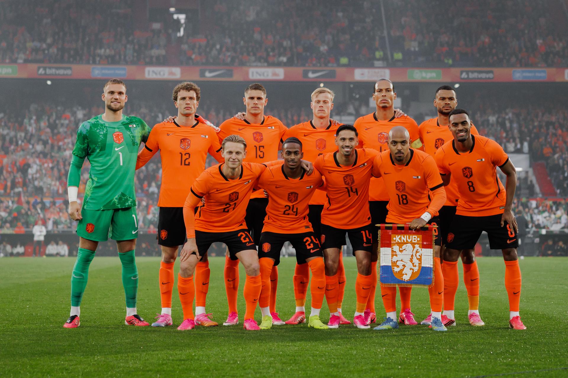 Primeur: het allereerste KNVB-vaantje van LEGO is een feit