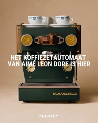 @aimeleondore en @lamarzocco laten jou het stijlvolste bakkie ooit zetten. Alleen de naam is daar al verantwoordelijk voor: Café Leon Dore / La Marzocco The Linea Micra. ☕️

📸: @aimeleondore 

#aimeleondore #coffee #coffeemachine